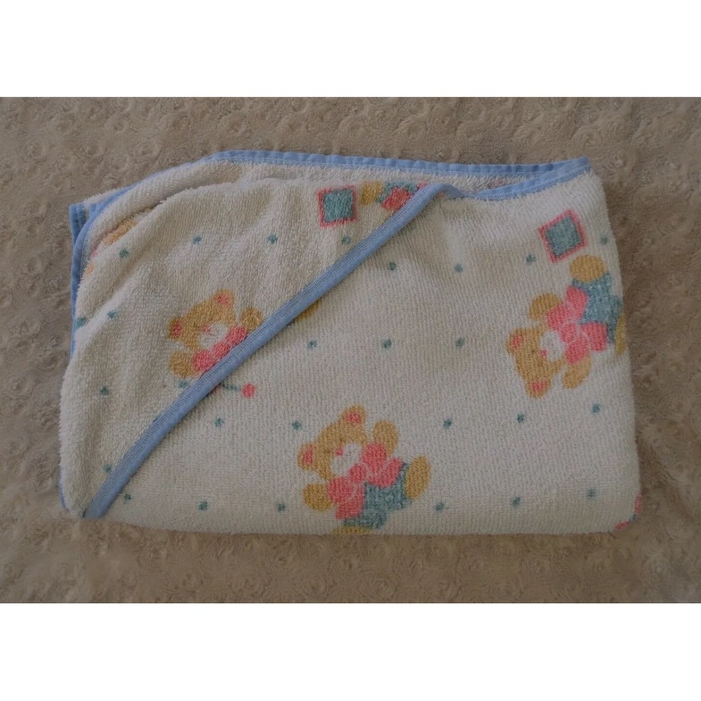 Vintage Dundee Hooded Baby Towel Teddy Bear Ball Blue White Tan Pink USA Made
